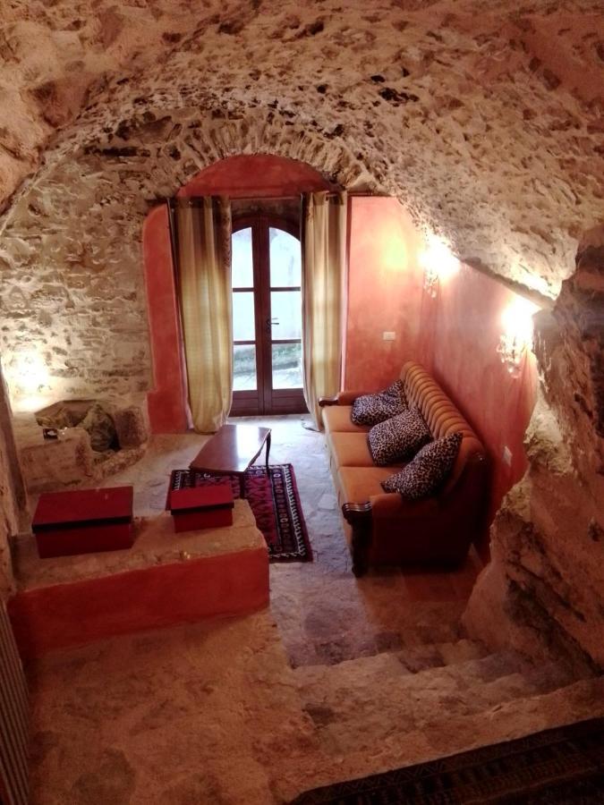 Appartamento Storico A Valle San Martino Di Spoleto Exterior foto