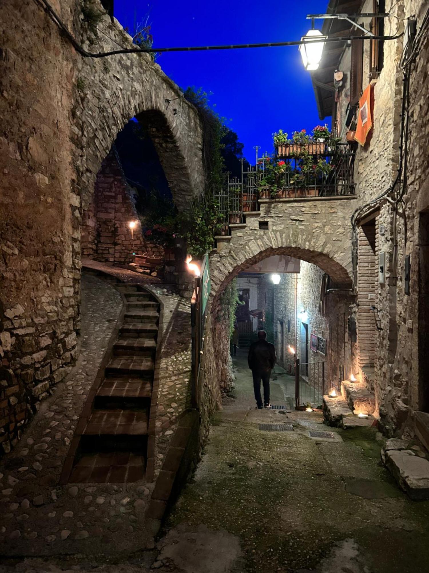 Appartamento Storico A Valle San Martino Di Spoleto Exterior foto